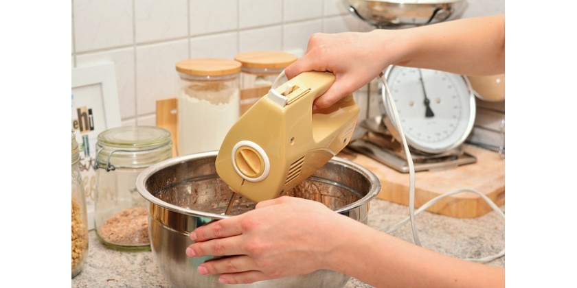 How The Kitchenaid Planetary Mixer Can Make Baking Easier