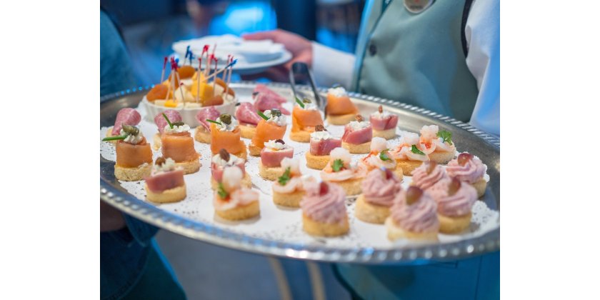 How Caterers Can Prepare for Summer Events