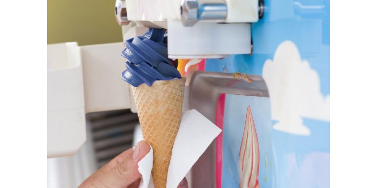 Serve the Best Ice Cream with the Polarcab Soft Serve Machine: A Must-Have for Cafés and Ice Cream Parlours