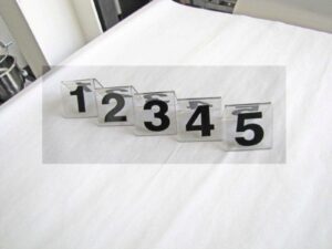 PLASTIC TABLE NUMBER STAND 1-10