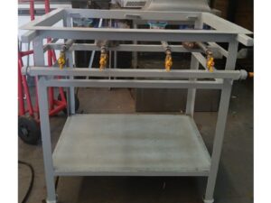 4 BURNER STAGGERED BOILING TABLE