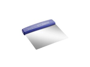 DOUGH CUTTER PLASTIC HANDLE - 95 x 135mm
